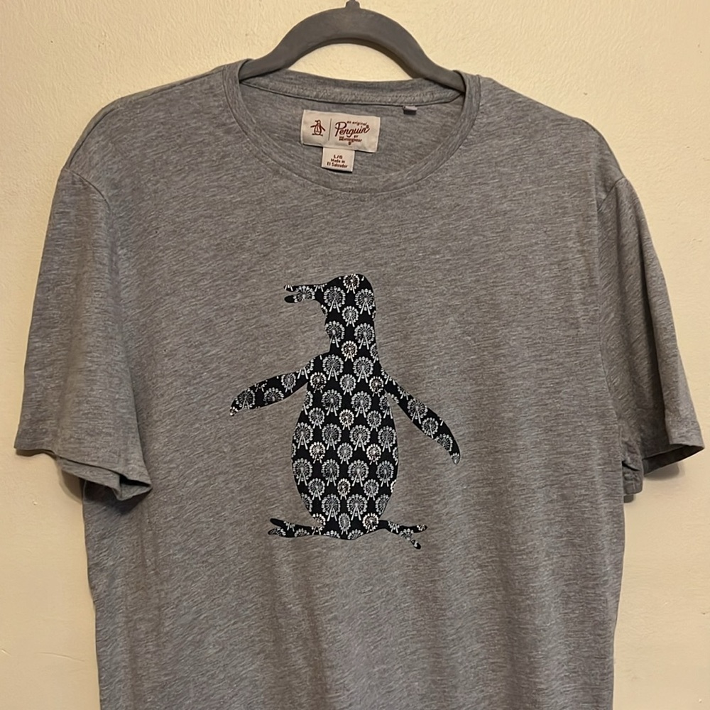 Original Penguin tee by Munsingwear large T-shirt, short sleeve
